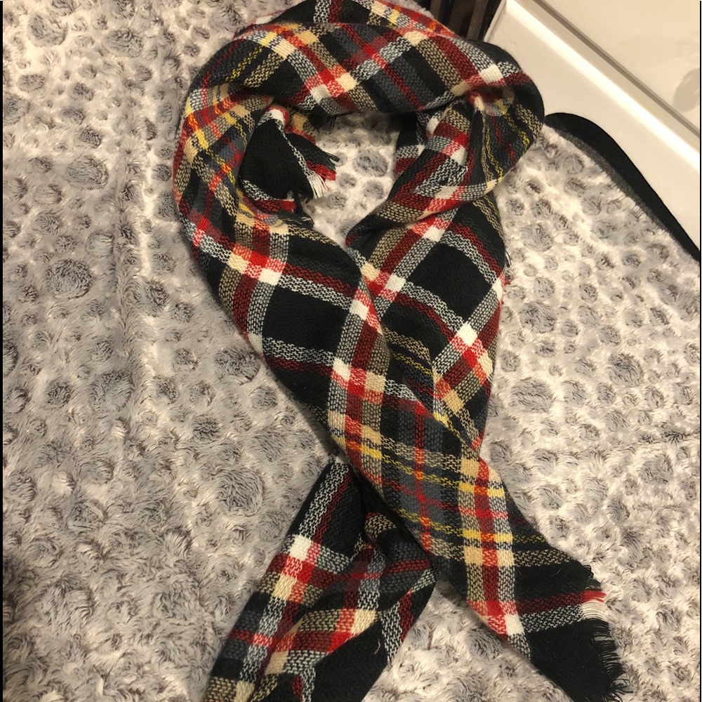 Beautiful Blanket Scarf